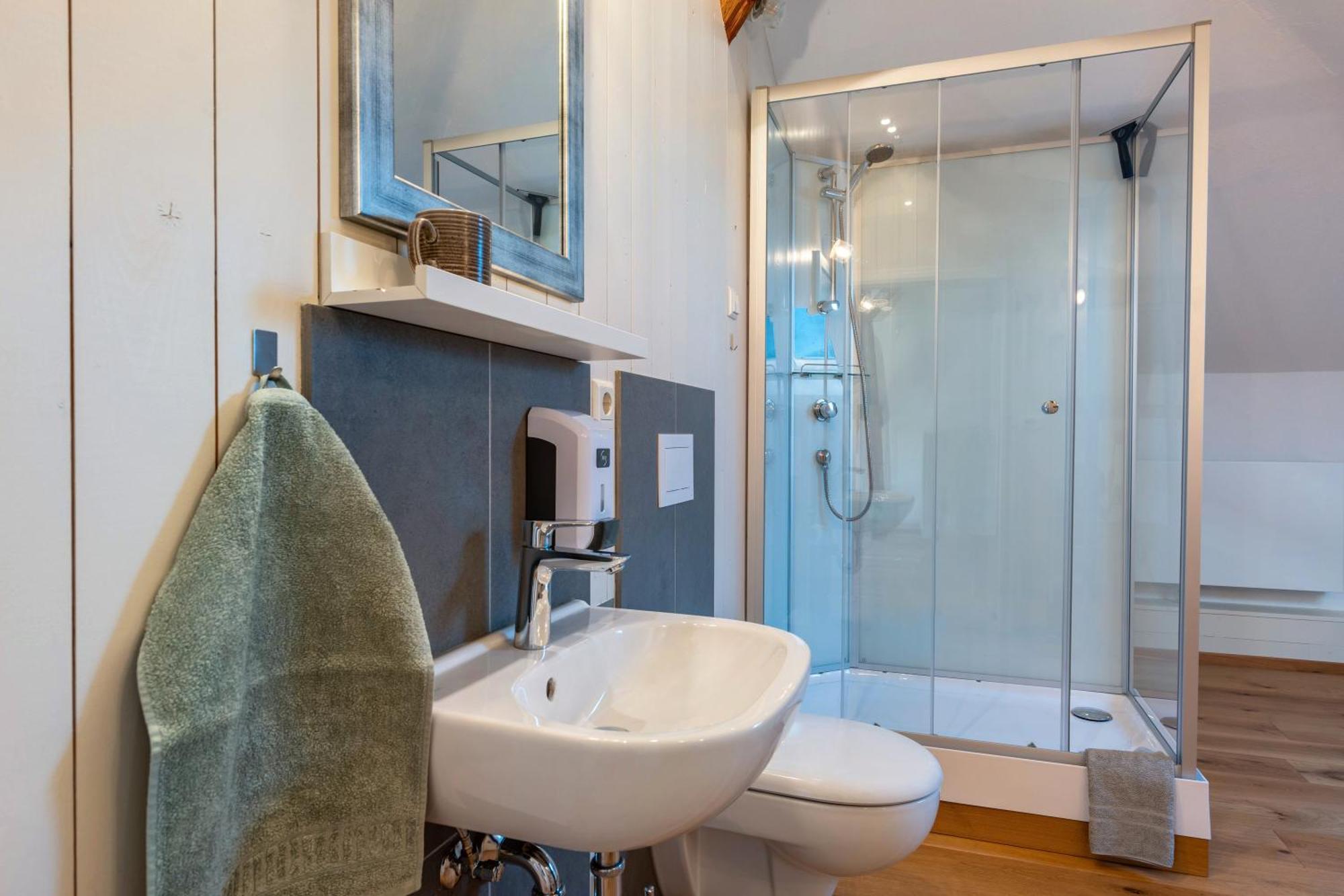 Bahnhof Grombach Apartment Бад Рапенау Екстериор снимка