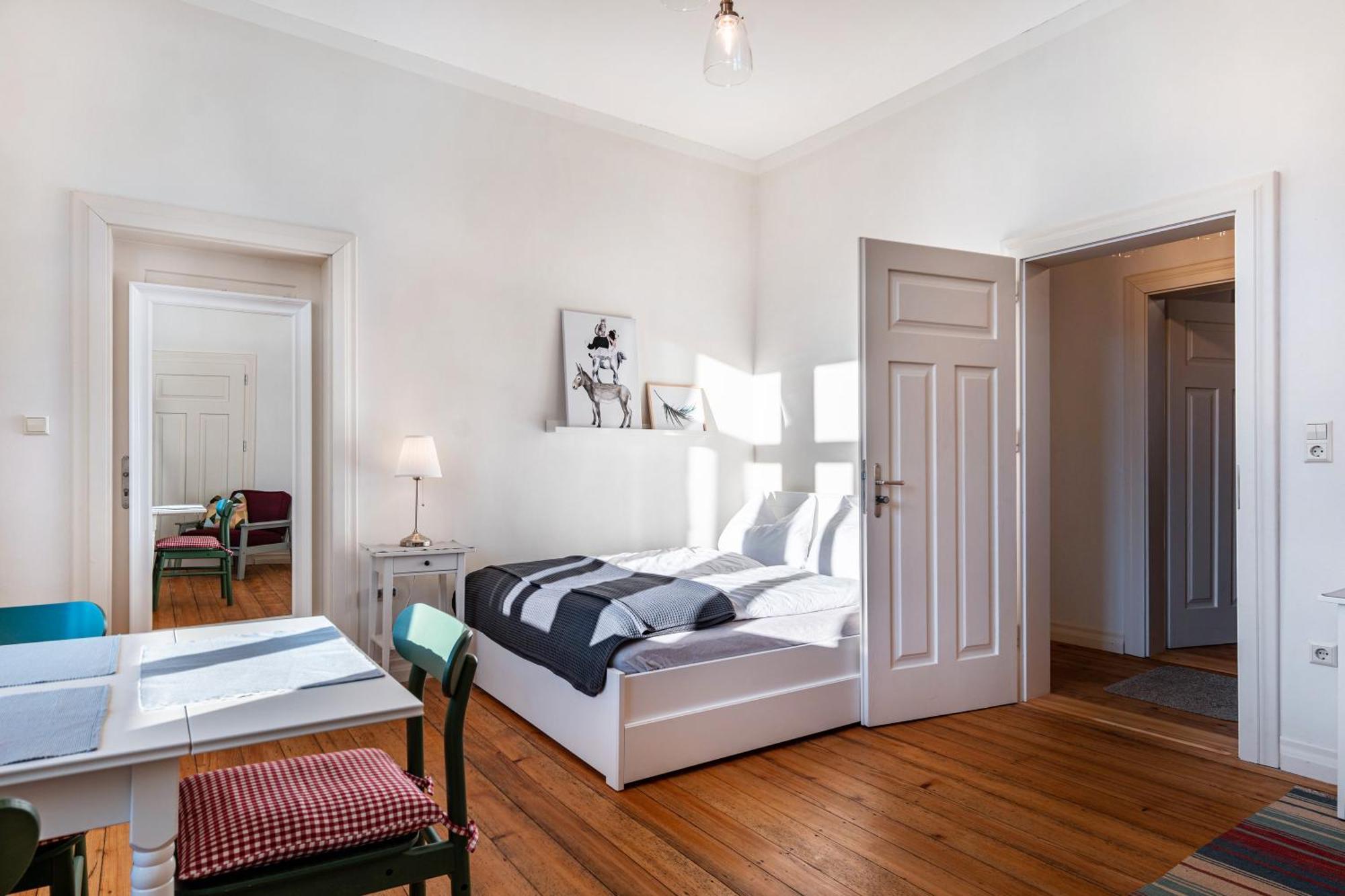 Bahnhof Grombach Apartment Бад Рапенау Екстериор снимка